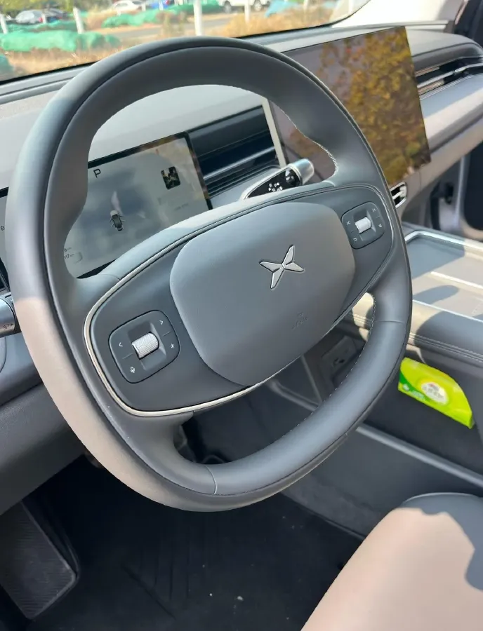 2025 Xpeng G6 BEV 68.5KWH,autocango,china used car exporter,china ev exporter,chinese used car exporter,chinese used ev exporter