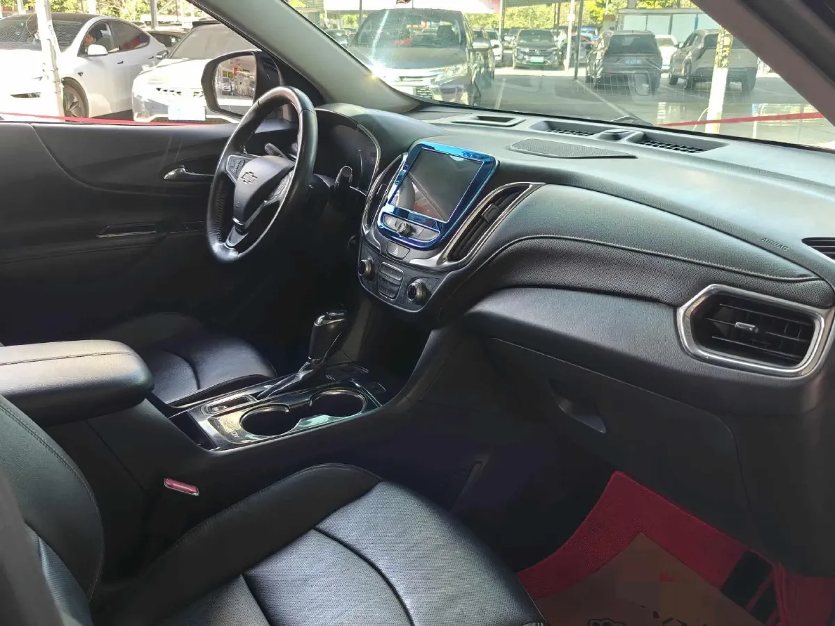 2018 Chevrolet Equinox 2.0T 260HP L4 9AT,autocango,china used car exporter,china ev exporter,chinese used car exporter,chinese used ev exporter