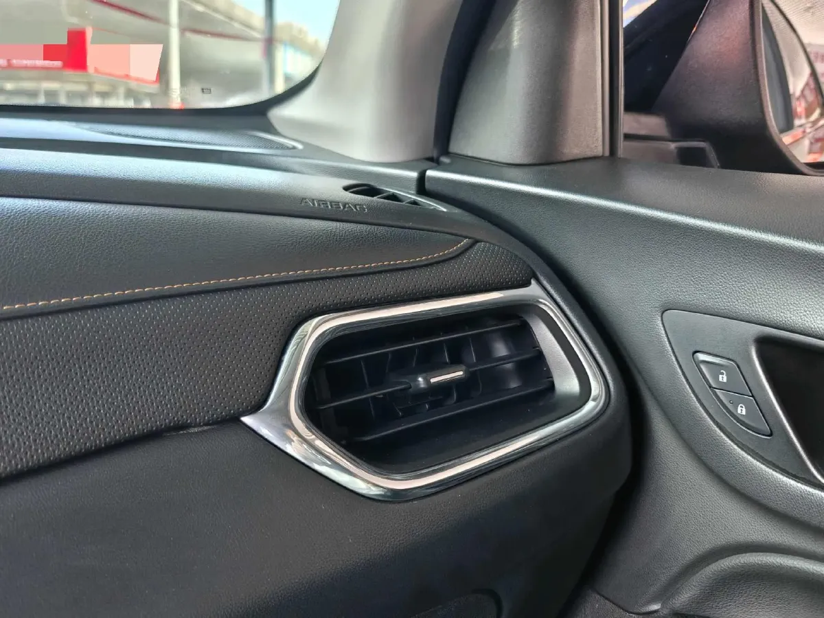 2018 Chevrolet Equinox 2.0T 260HP L4 9AT,autocango,china used car exporter,china ev exporter,chinese used car exporter,chinese used ev exporter