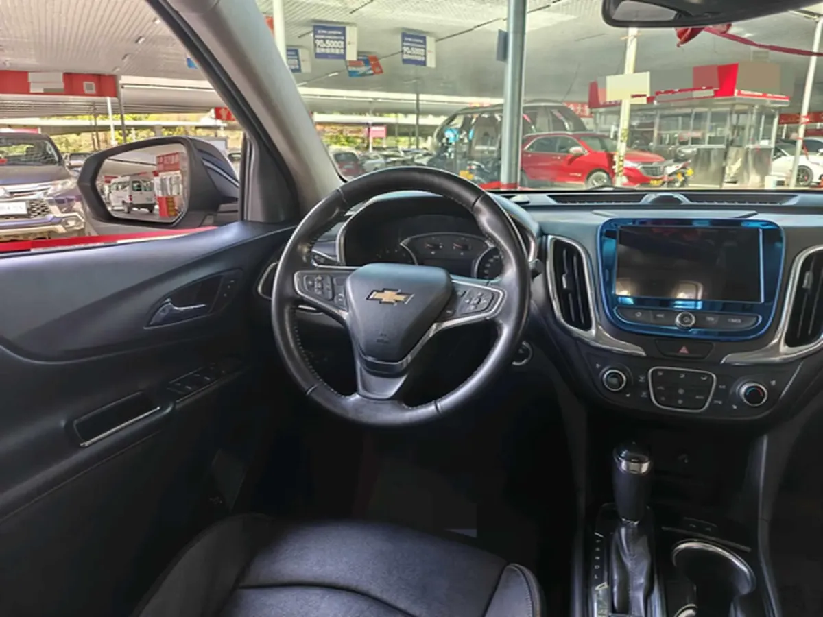 2018 Chevrolet Equinox 2.0T 260HP L4 9AT,autocango,china used car exporter,china ev exporter,chinese used car exporter,chinese used ev exporter