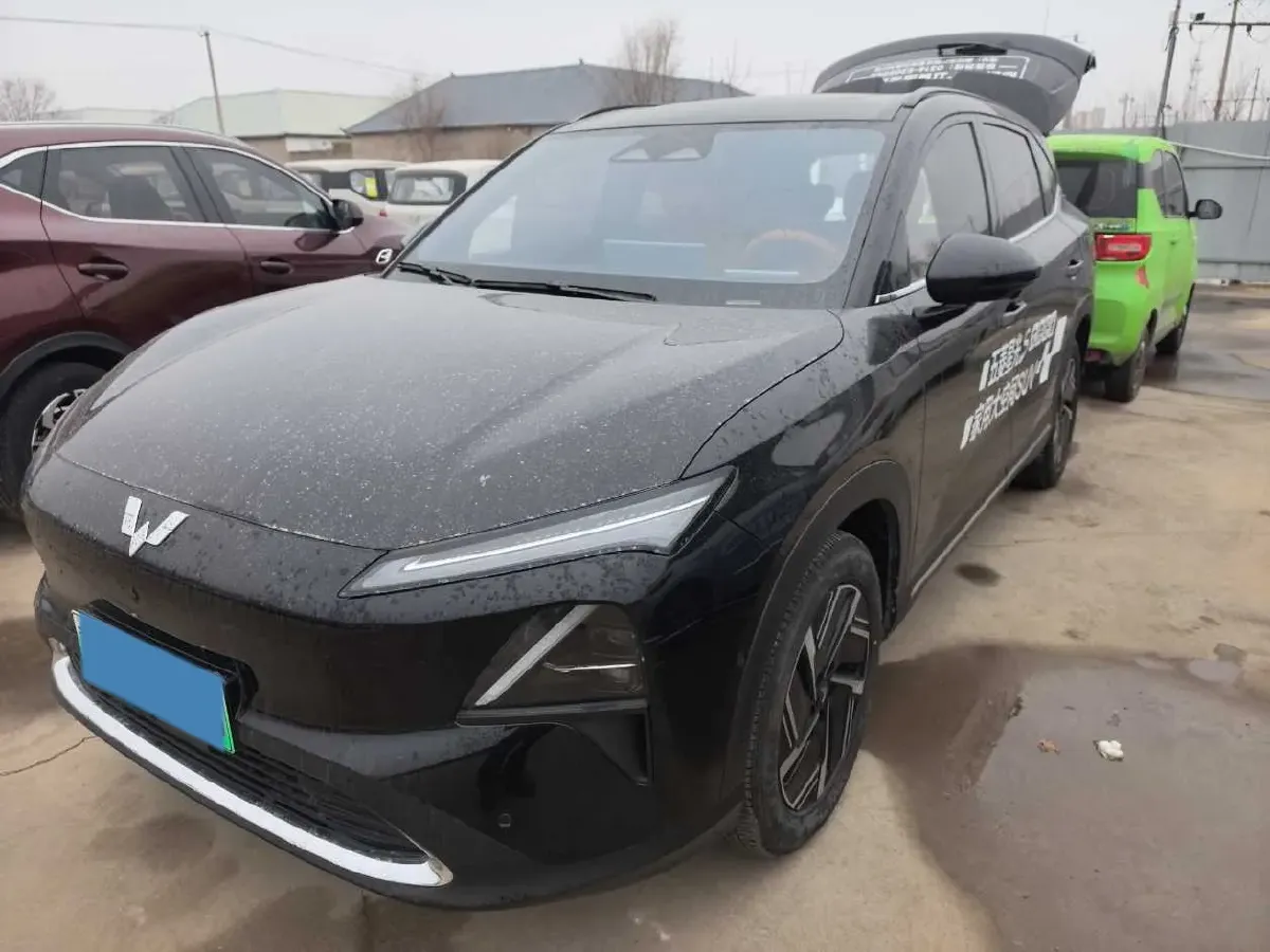 2025 WuLing XingGuangS 1.5L 106HP L4 E-CVT PHEV,autocango,china used car exporter,china ev exporter,chinese used car exporter,chinese used ev exporter