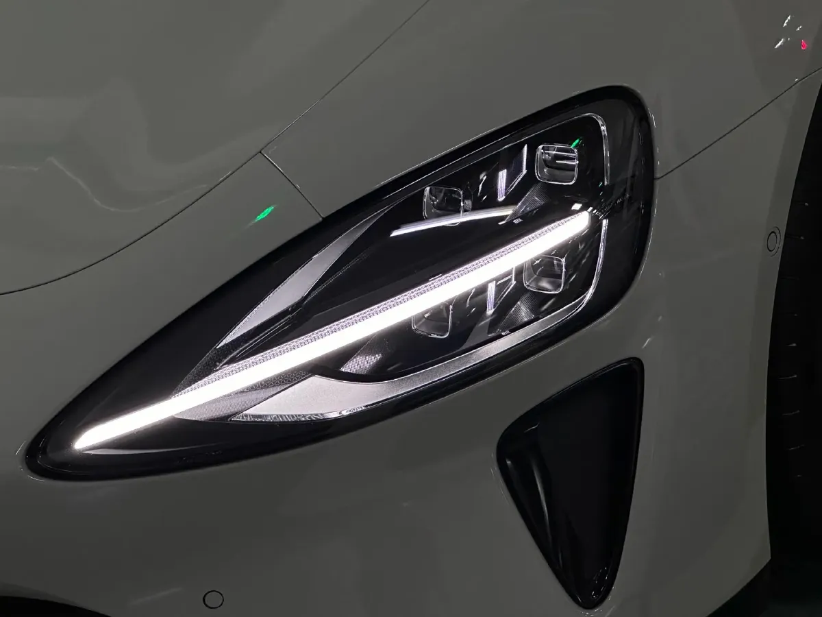 2024 MI SU7 BEV 101KWH,autocango,china used car exporter,china ev exporter,chinese used car exporter,chinese used ev exporter