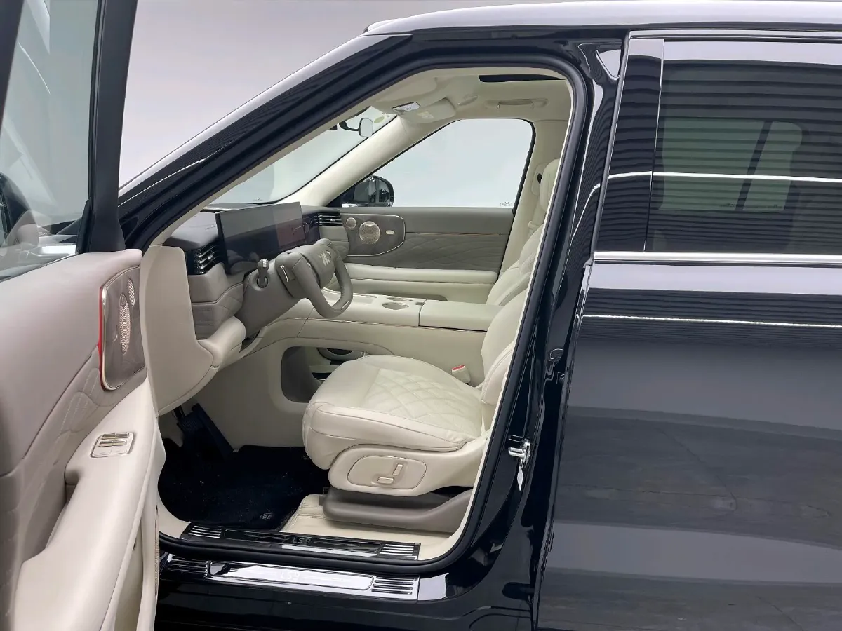 2026 IM LS9 REEV 155HP REEV,autocango,china used car exporter,china ev exporter,chinese used car exporter,chinese used ev exporter