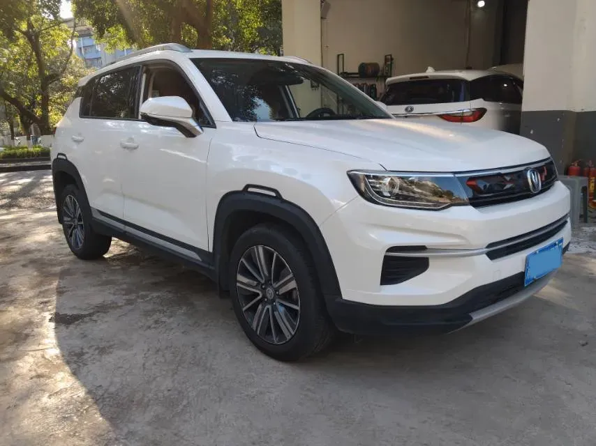 2019 ChangAn CS35 Plus 1.4T 158HP L4 7DCT,autocango,china used car exporter,china ev exporter,chinese used car exporter,chinese used ev exporter
