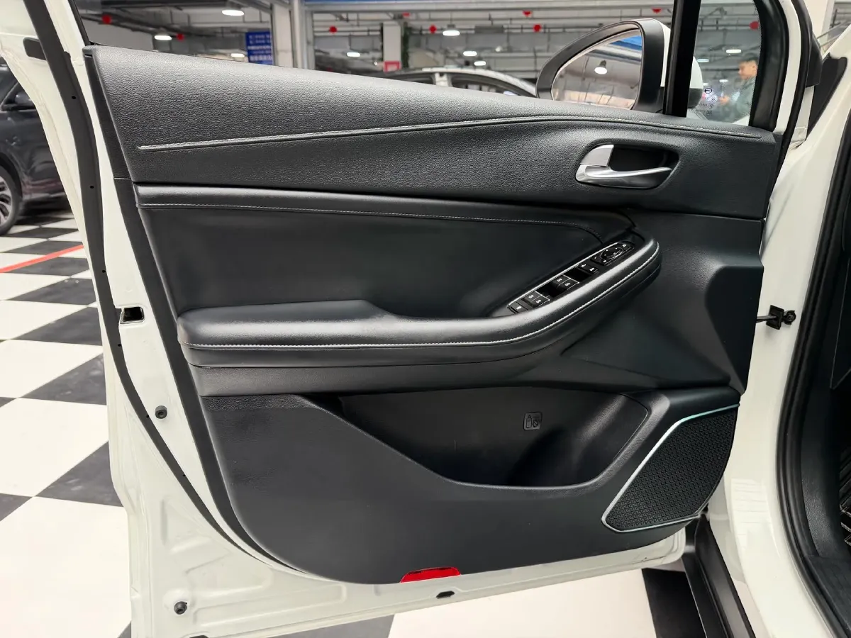 2022 GAC Trumpchi GS4 1.5T 169HP L4 6AT,autocango,china used car exporter,china ev exporter,chinese used car exporter,chinese used ev exporter