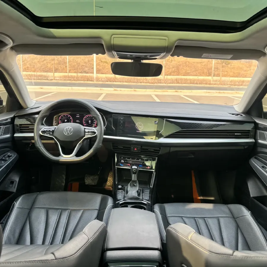 2024 Volkswagen Passat 2.0T 220HP L4 7DCT,autocango,china used car exporter,china ev exporter,chinese used car exporter,chinese used ev exporter