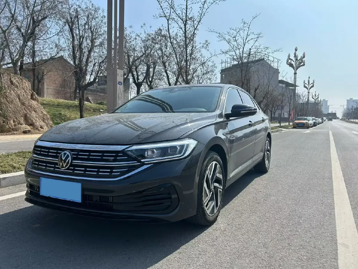 2025 Volkswagen Sagitar 1.5T 160HP L4 7DCT,autocango,china used car exporter,china ev exporter,chinese used car exporter,chinese used ev exporter