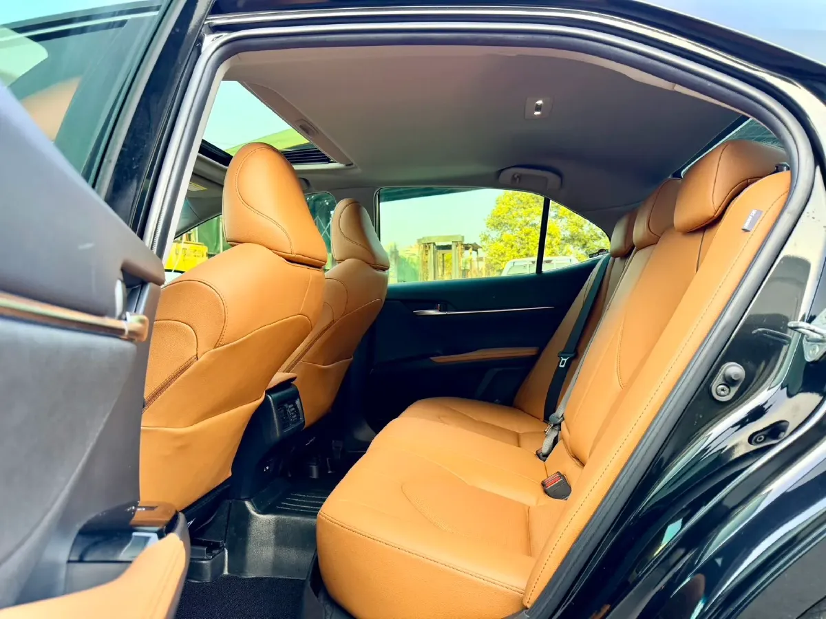 2021 Toyota Camry 2.0L 178HP L4 CVT,autocango,china used car exporter,china ev exporter,chinese used car exporter,chinese used ev exporter