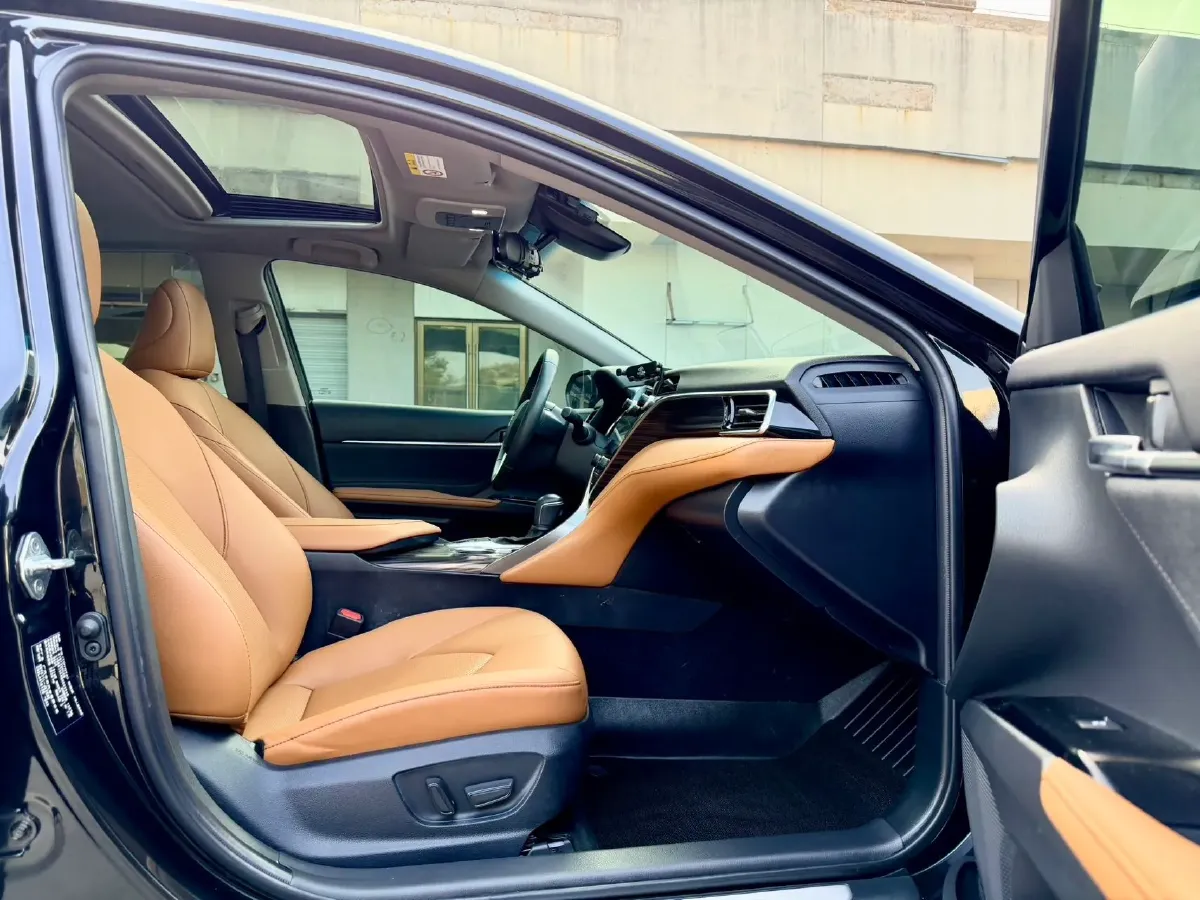 2021 Toyota Camry 2.0L 178HP L4 CVT,autocango,china used car exporter,china ev exporter,chinese used car exporter,chinese used ev exporter