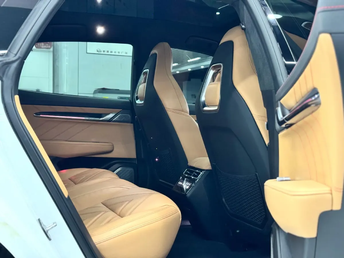 2022 Zeekr 001 BEV 100KWH,autocango,china used car exporter,china ev exporter,chinese used car exporter,chinese used ev exporter