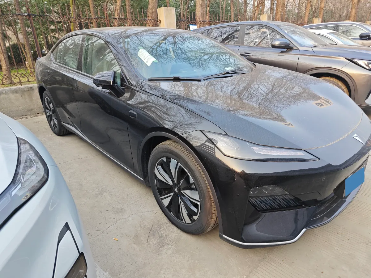 2025 Deepal SL03 1.5L 95HP L4 REEV 18.99KWH,autocango,china used car exporter,china ev exporter,chinese used car exporter,chinese used ev exporter