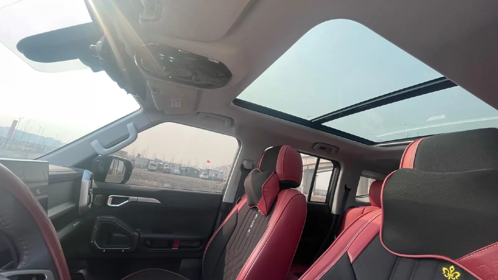 2023 Jetour Traveller 1.5T 184HP L4 7DCT,autocango,china used car exporter,china ev exporter,chinese used car exporter,chinese used ev exporter