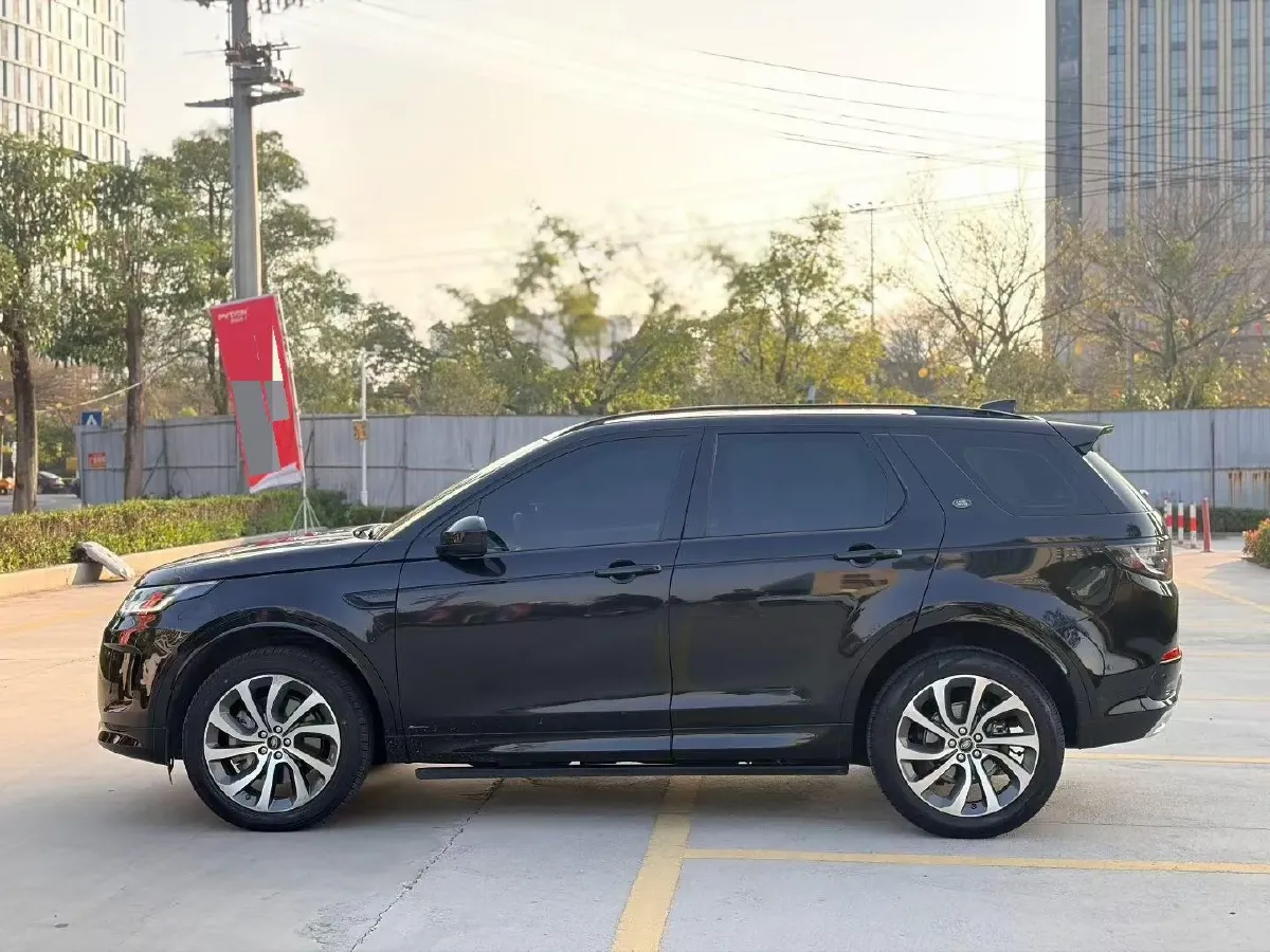 2020 Land Rover Discovery Sport 2.0T 249HP L4 9AT,autocango,china used car exporter,china ev exporter,chinese used car exporter,chinese used ev exporter