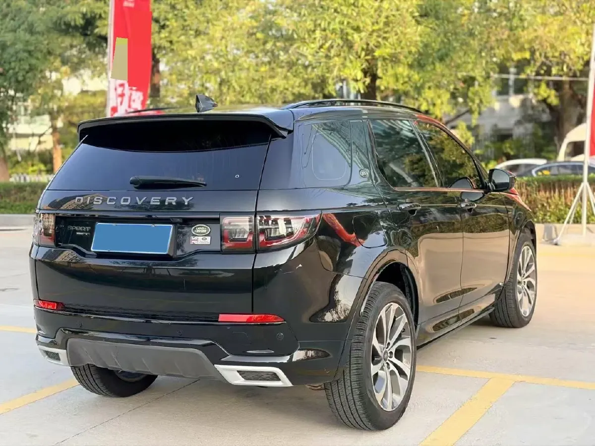 2020 Land Rover Discovery Sport 2.0T 249HP L4 9AT,autocango,china used car exporter,china ev exporter,chinese used car exporter,chinese used ev exporter