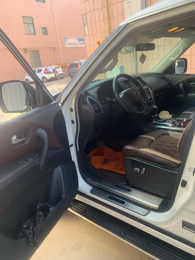 2018 Nissan Patrol 4.0L 279HP V6 7AT,autocango,china used car exporter,china ev exporter,chinese used car exporter,chinese used ev exporter