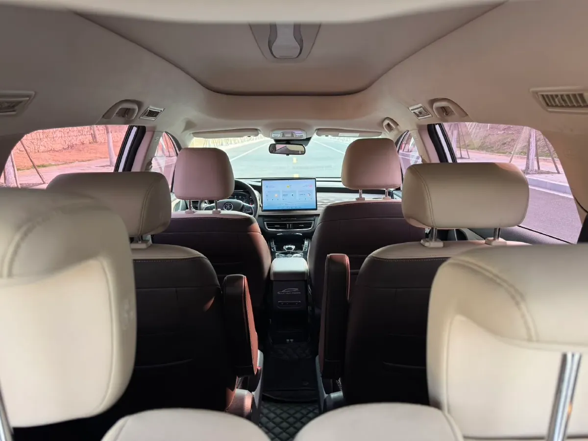 2022 Skyworth HT-i 1.5L 110HP L4 E-CVT PHEV 21.68KWH,autocango,china used car exporter,china ev exporter,chinese used car exporter,chinese used ev exporter