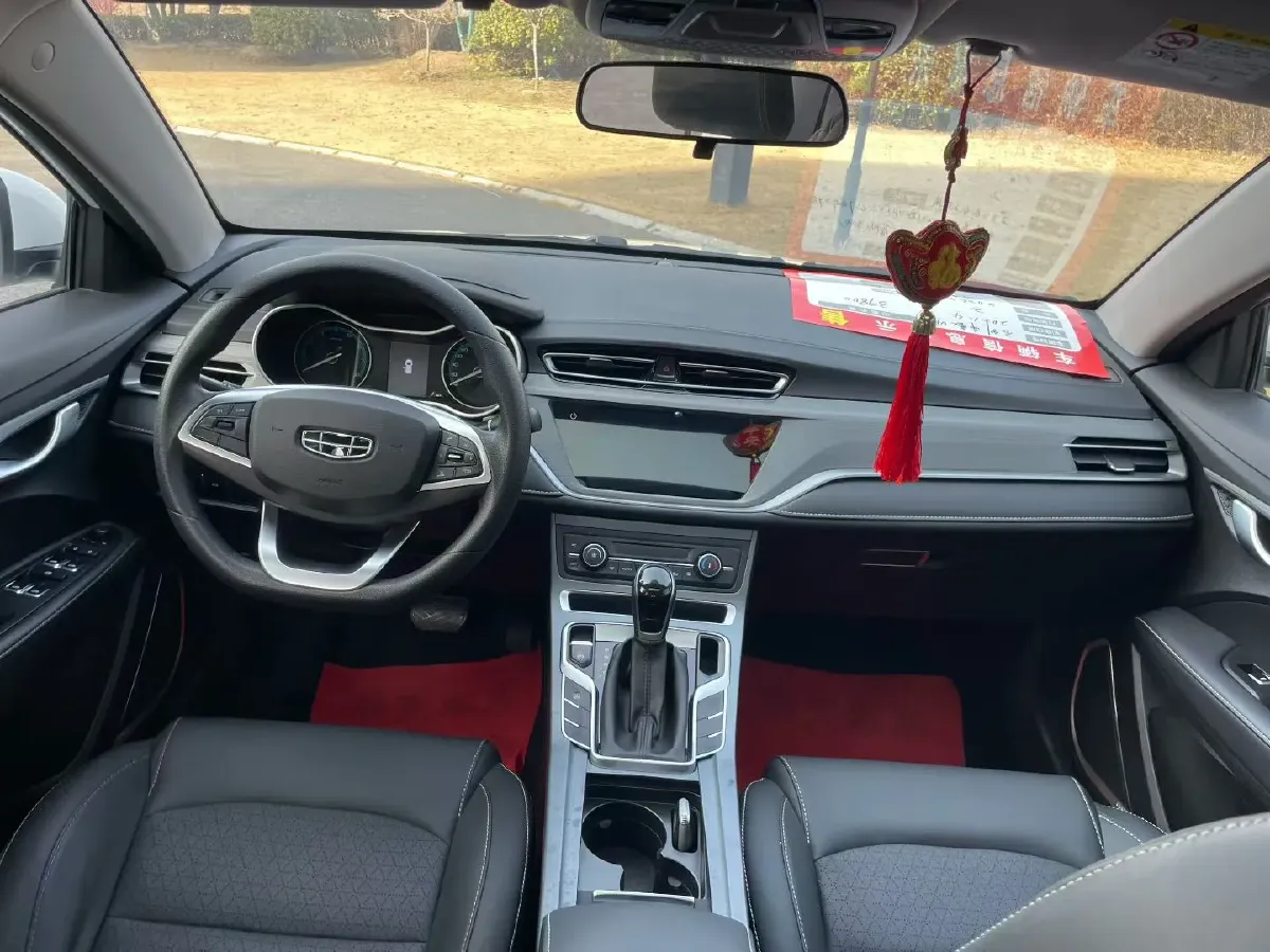 2021 BaoJun 530 1.5T 147HP L4 CVT,autocango,china used car exporter,china ev exporter,chinese used car exporter,chinese used ev exporter