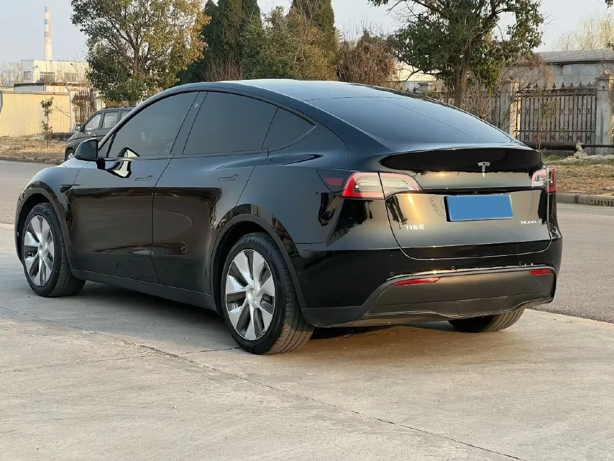 2022 Tesla Model Y BEV 60KWH,autocango,china used car exporter,china ev exporter,chinese used car exporter,chinese used ev exporter