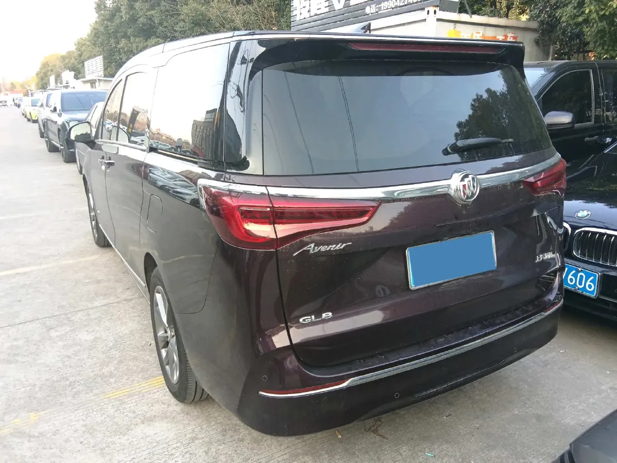 2020 Buick GL8 2.0T 237HP L4 9AT,autocango,china used car exporter,china ev exporter,chinese used car exporter,chinese used ev exporter