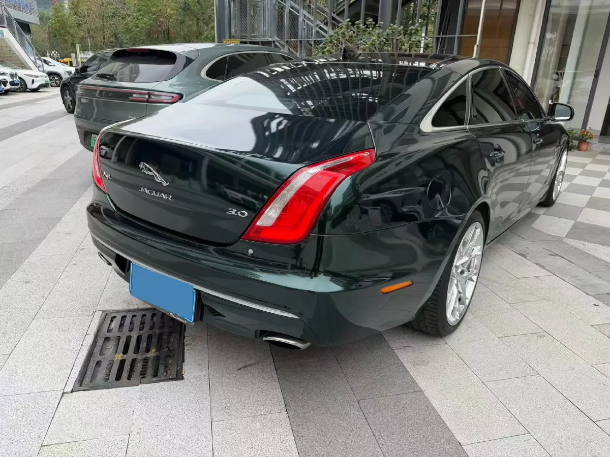 2018 Jaguar XJ 3.0T 340HP V6 8AT,autocango,china used car exporter,china ev exporter,chinese used car exporter,chinese used ev exporter