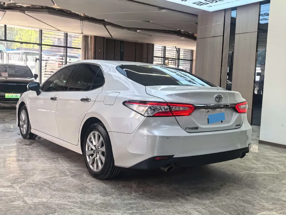 2019 Toyota Camry 2.0L 178HP L4 CVT,autocango,china used car exporter,china ev exporter,chinese used car exporter,chinese used ev exporter