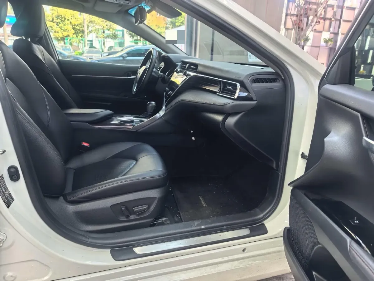 2019 Toyota Camry 2.0L 178HP L4 CVT,autocango,china used car exporter,china ev exporter,chinese used car exporter,chinese used ev exporter