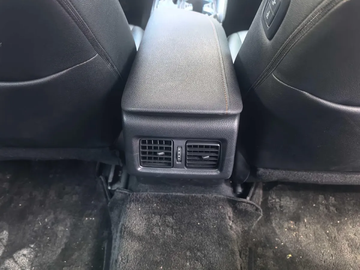 2019 Toyota Camry 2.0L 178HP L4 CVT,autocango,china used car exporter,china ev exporter,chinese used car exporter,chinese used ev exporter