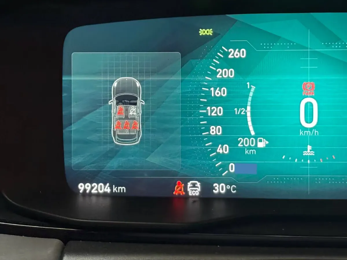 2018 Toyota C-HR 2.0L 171HP L4 CVT,autocango,china used car exporter,china ev exporter,chinese used car exporter,chinese used ev exporter