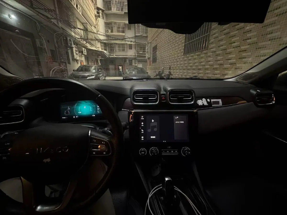 2018 Toyota C-HR 2.0L 171HP L4 CVT,autocango,china used car exporter,china ev exporter,chinese used car exporter,chinese used ev exporter