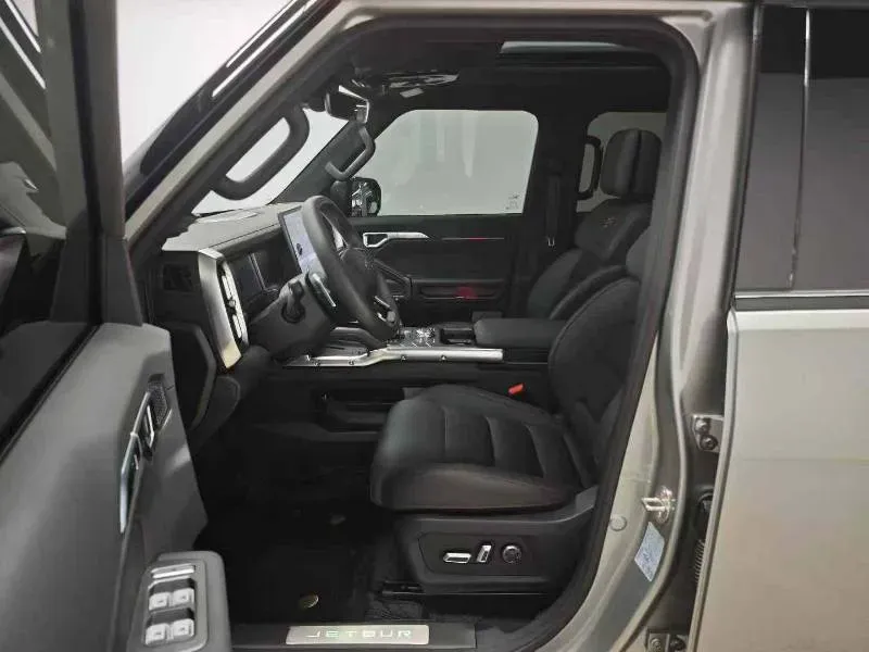 2023 Jetour Traveller 2.0T 254HP L4 8AT,autocango,china used car exporter,china ev exporter,chinese used car exporter,chinese used ev exporter