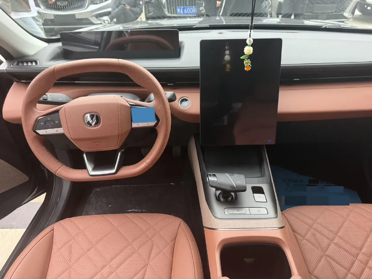 2025 ChangAn Eado 1.5T 192HP L4 7DCT,autocango,china used car exporter,china ev exporter,chinese used car exporter,chinese used ev exporter