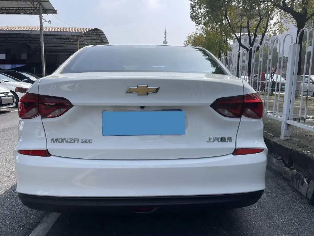 2022 Chevrolet Monza 1.5L 113HP L4 6AT,autocango,china used car exporter,china ev exporter,chinese used car exporter,chinese used ev exporter