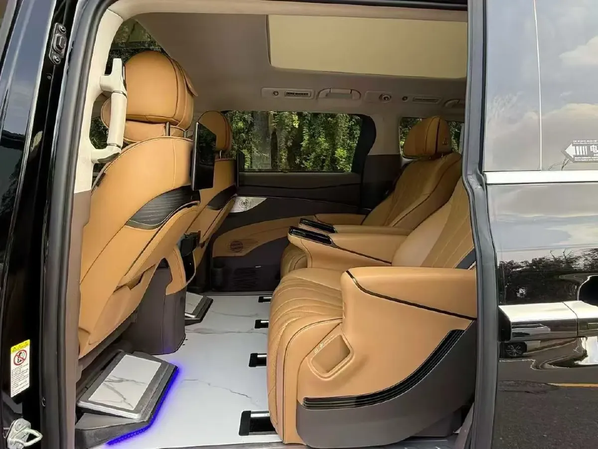 2024 Denza D9 1.5T 139HP L4 E-CVT PHEV 40KWH,autocango,china used car exporter,china ev exporter,chinese used car exporter,chinese used ev exporter