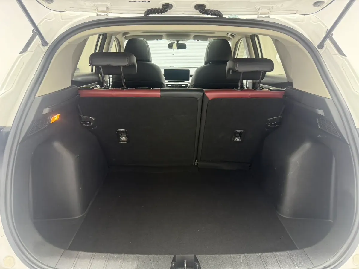 2021 Geely Coolray 1.4T 141HP L4 6DCT,autocango,china used car exporter,china ev exporter,chinese used car exporter,chinese used ev exporter