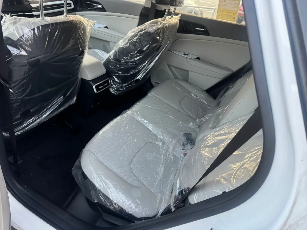 2025 Kia Sportage 1.5T 200HP L4 8AT,autocango,china used car exporter,china ev exporter,chinese used car exporter,chinese used ev exporter