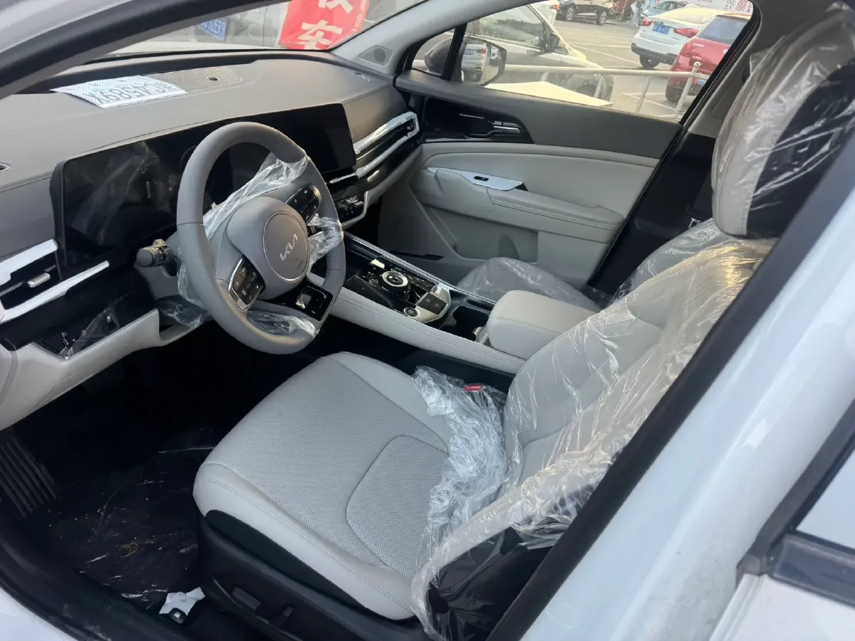 2025 Kia Sportage 1.5T 200HP L4 8AT,autocango,china used car exporter,china ev exporter,chinese used car exporter,chinese used ev exporter