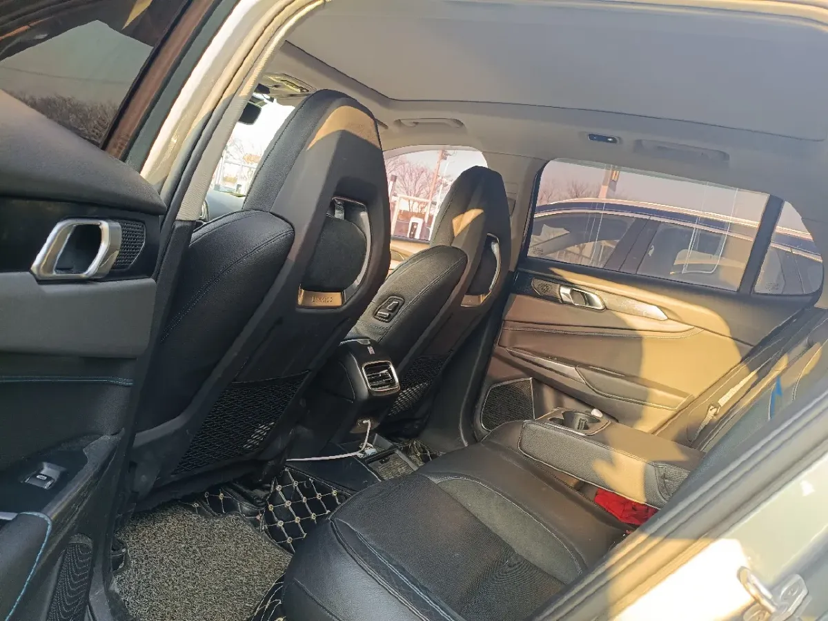 2019 LYNK&CO 01 EM-P 1.5T 180HP L3 7DCT PHEV 9.4KWH,autocango,china used car exporter,china ev exporter,chinese used car exporter,chinese used ev exporter