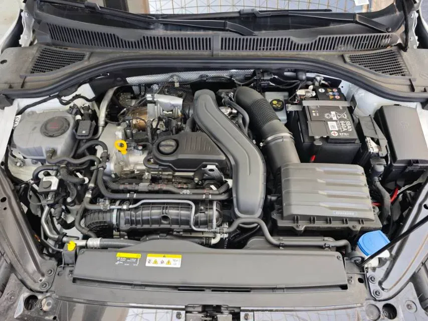 2025 Volkswagen Sagitar 1.5T 160HP L4 7DCT,autocango,china used car exporter,china ev exporter,chinese used car exporter,chinese used ev exporter