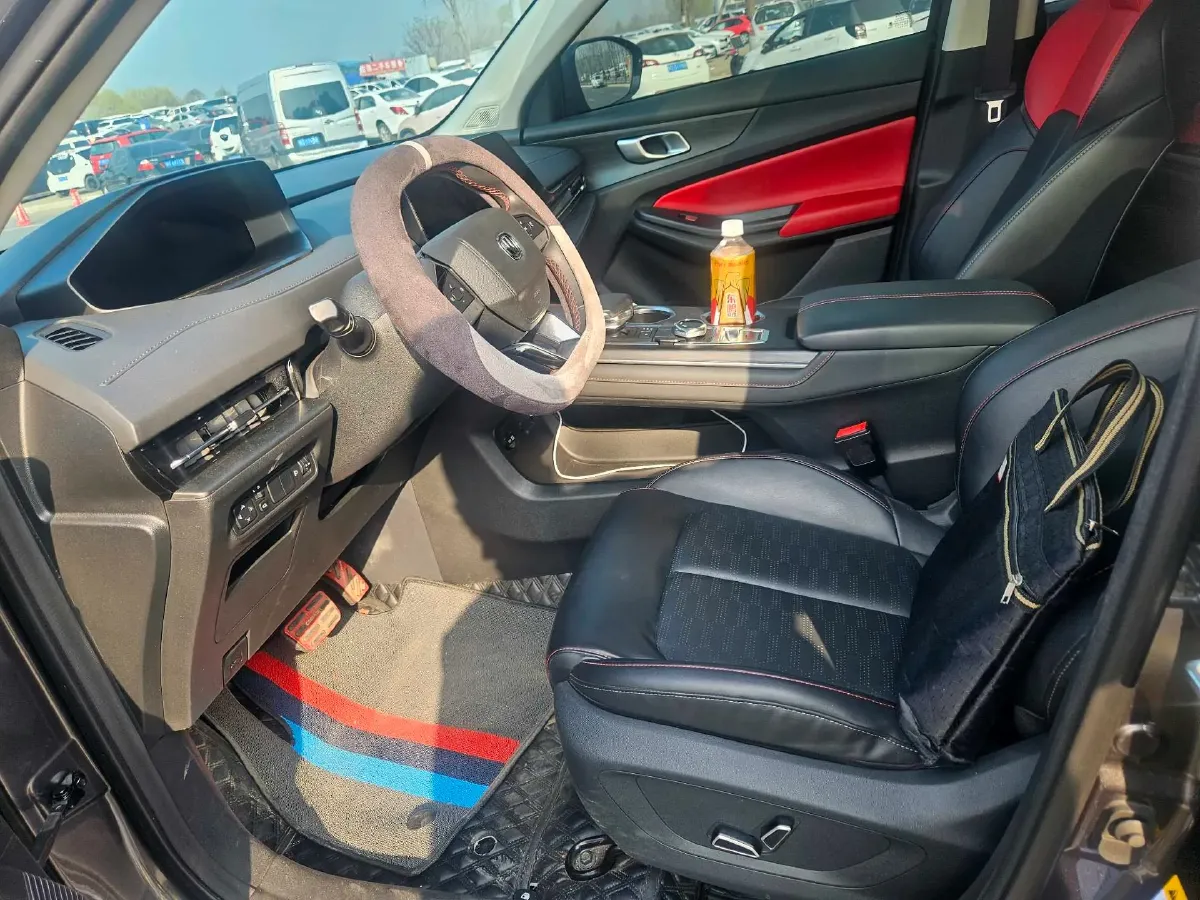 2022 ChangAn Oshan X7 Plus 1.5T 188HP L4 7DCT,autocango,china used car exporter,china ev exporter,chinese used car exporter,chinese used ev exporter