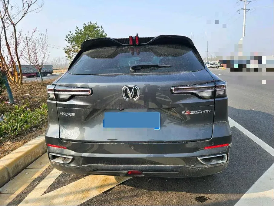 2022 ChangAn Oshan X7 Plus 1.5T 188HP L4 7DCT,autocango,china used car exporter,china ev exporter,chinese used car exporter,chinese used ev exporter
