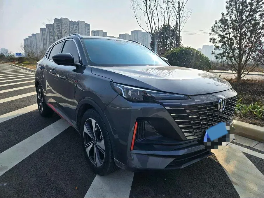 2022 ChangAn Oshan X7 Plus 1.5T 188HP L4 7DCT,autocango,china used car exporter,china ev exporter,chinese used car exporter,chinese used ev exporter