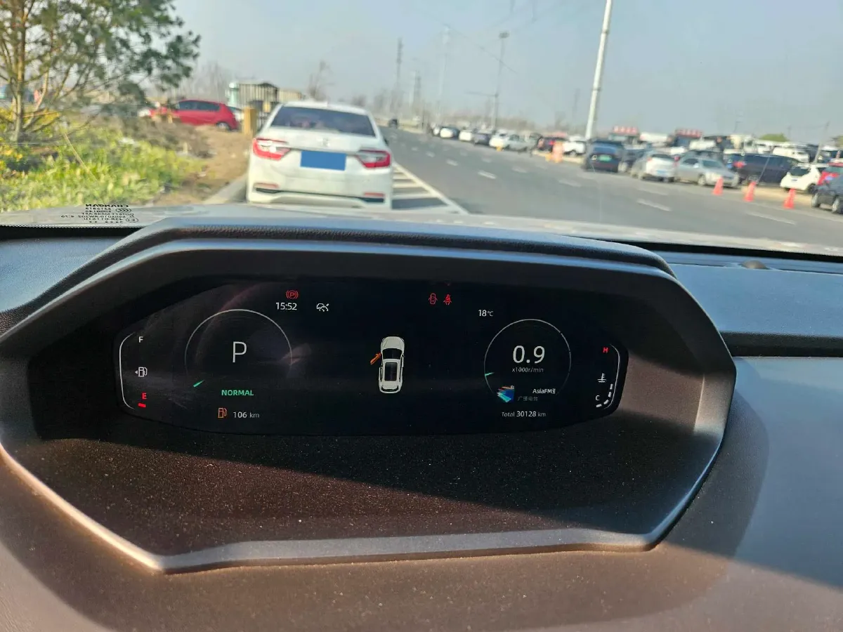 2022 ChangAn Oshan X7 Plus 1.5T 188HP L4 7DCT,autocango,china used car exporter,china ev exporter,chinese used car exporter,chinese used ev exporter