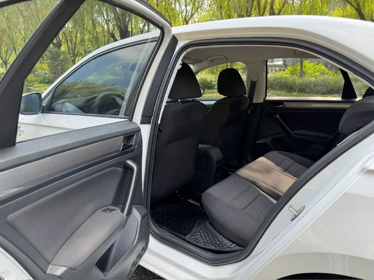 2020 Volkswagen Bora 1.5L 113HP L4 6AT,autocango,china used car exporter,china ev exporter,chinese used car exporter,chinese used ev exporter