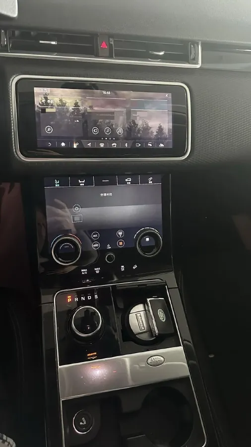 2020 Land Rover Range Rover Velar 2.0T 250HP L4 8AT,autocango,china used car exporter,china ev exporter,chinese used car exporter,chinese used ev exporter