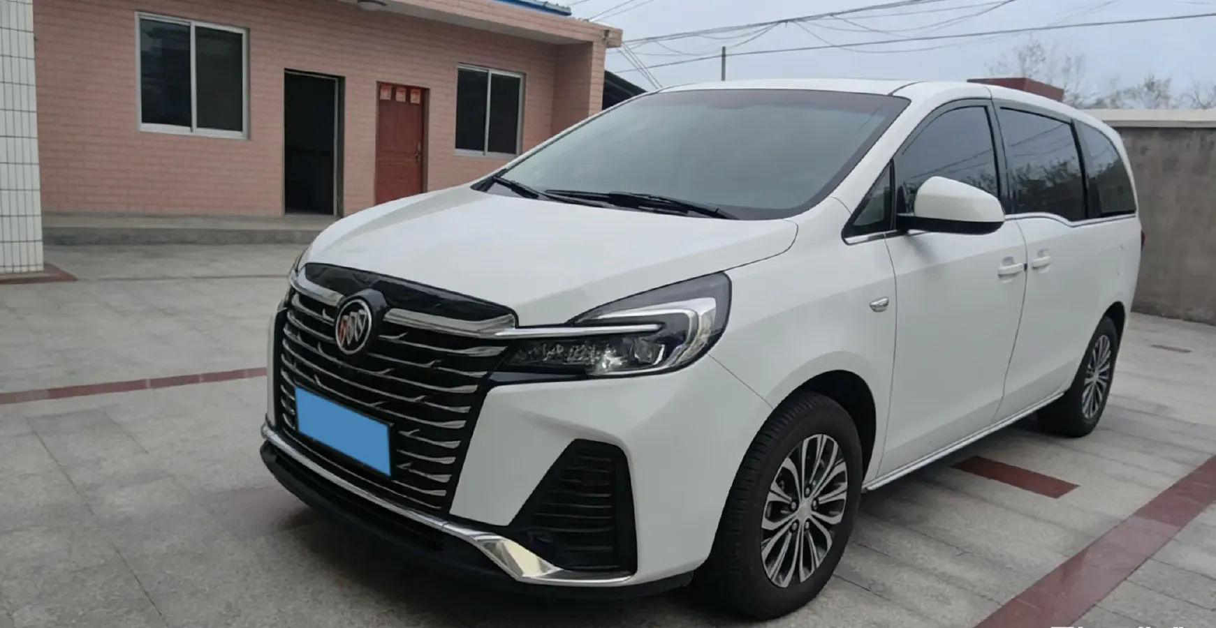 2023 Buick GL8 2.0T 237HP L4 9AT,autocango,china used car exporter,china ev exporter,chinese used car exporter,chinese used ev exporter