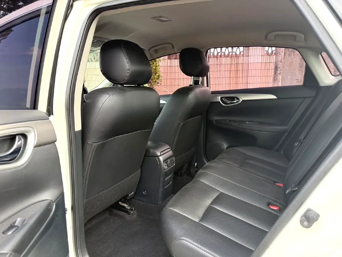 2022 Nissan Sylphy 1.6L 122HP L4 CVT,autocango,china used car exporter,china ev exporter,chinese used car exporter,chinese used ev exporter