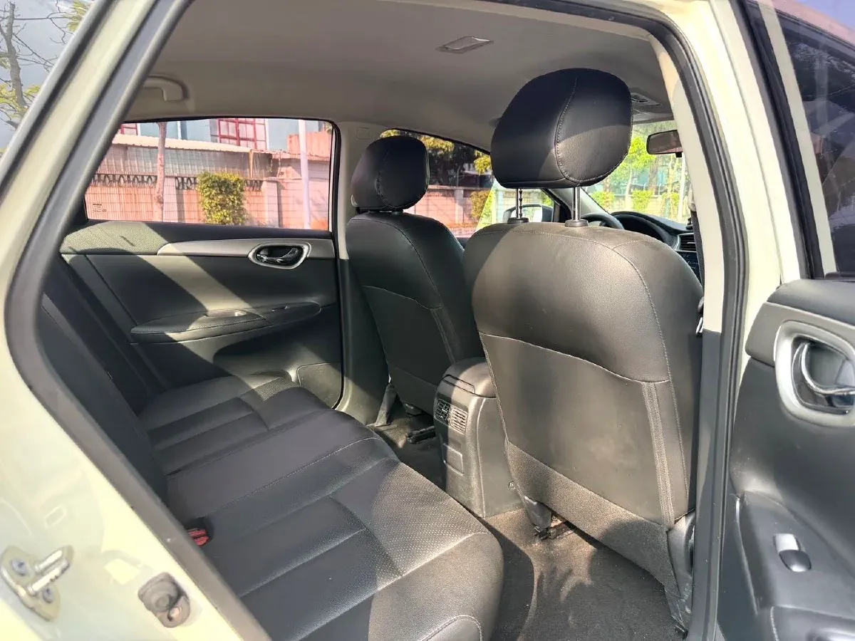 2022 Nissan Sylphy 1.6L 122HP L4 CVT,autocango,china used car exporter,china ev exporter,chinese used car exporter,chinese used ev exporter