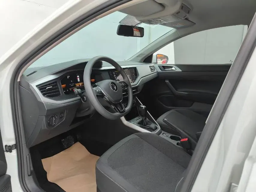 2023 Volkswagen Polo 1.5L 113HP L4 6AT,autocango,china used car exporter,china ev exporter,chinese used car exporter,chinese used ev exporter