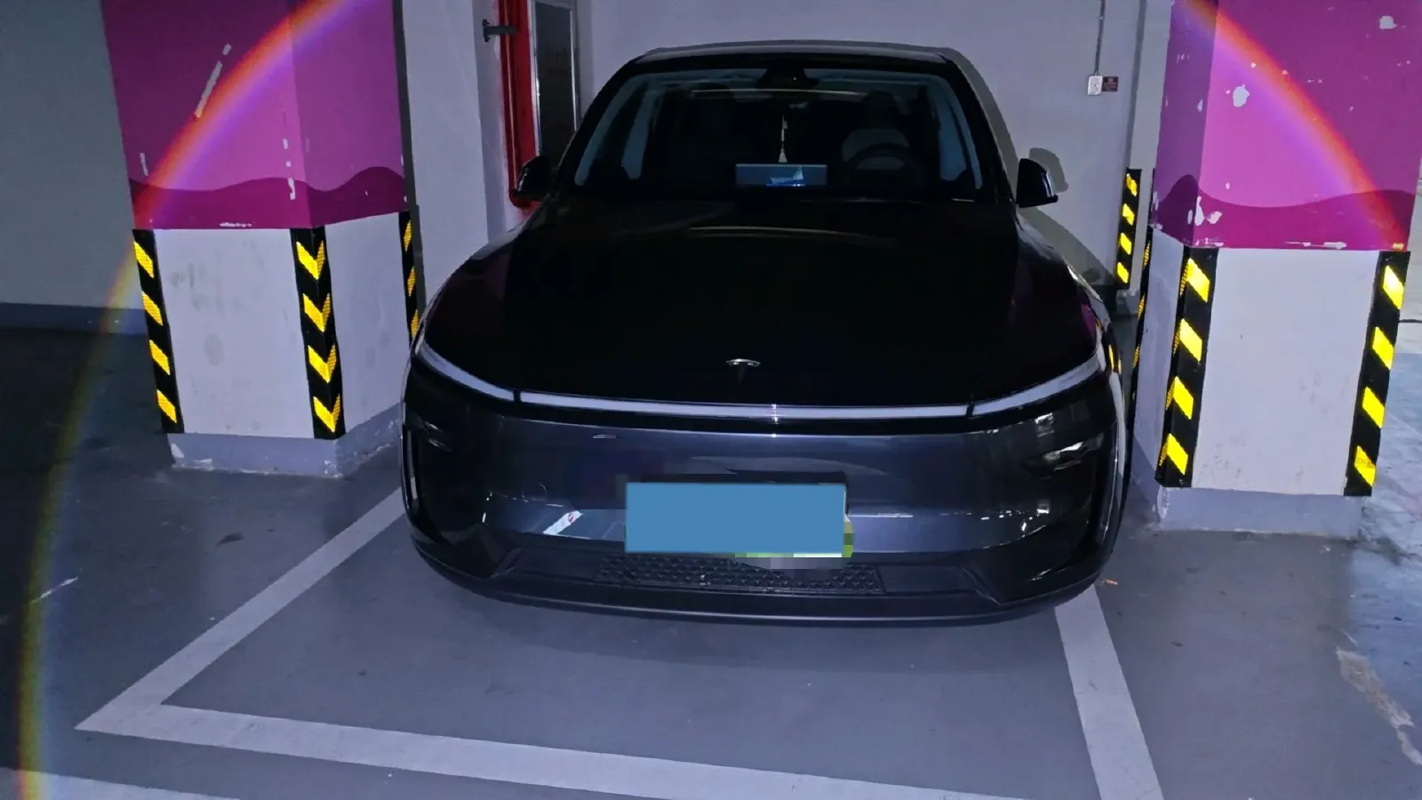 2025 Tesla Model Y BEV 78.4KWH,autocango,china used car exporter,china ev exporter,chinese used car exporter,chinese used ev exporter