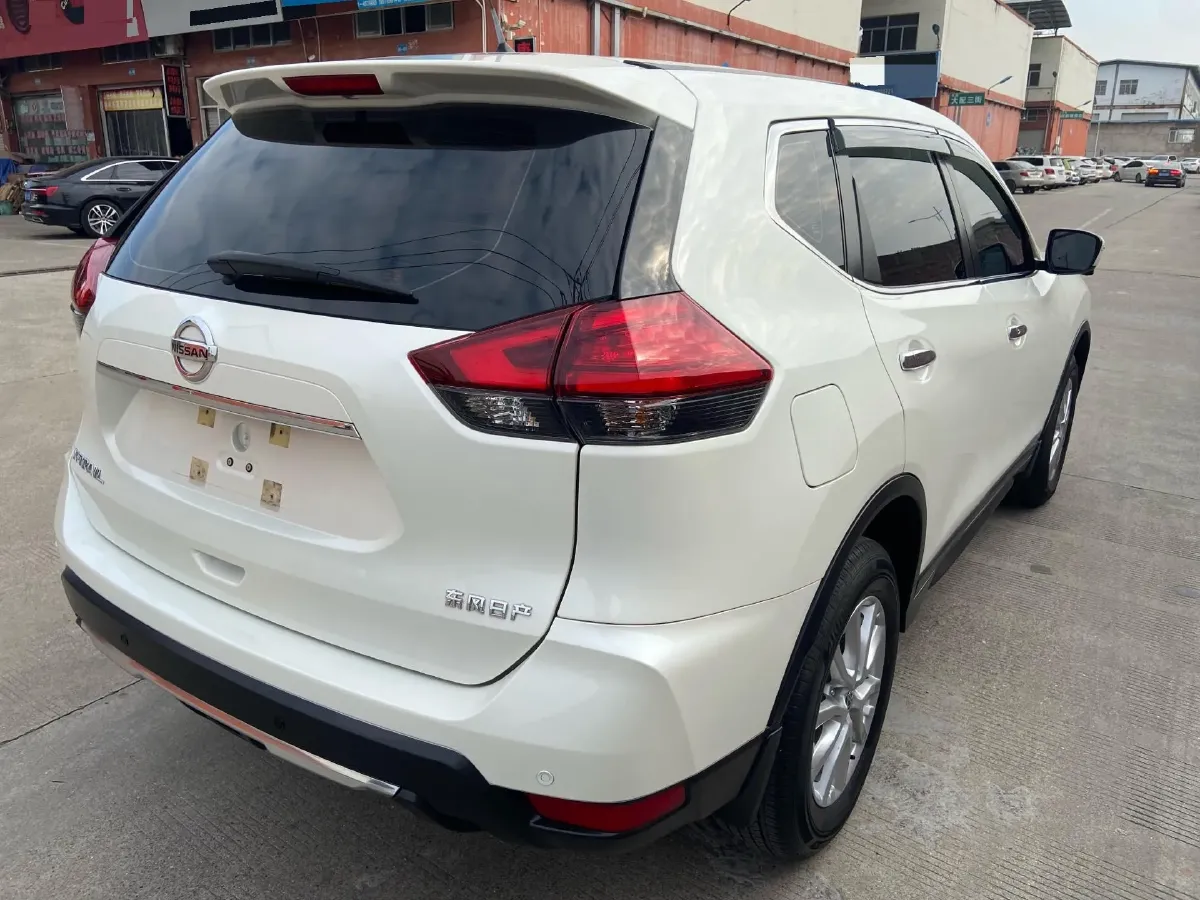 2023 Nissan X-Trail 2.0L 151HP L4 CVT,autocango,china used car exporter,china ev exporter,chinese used car exporter,chinese used ev exporter